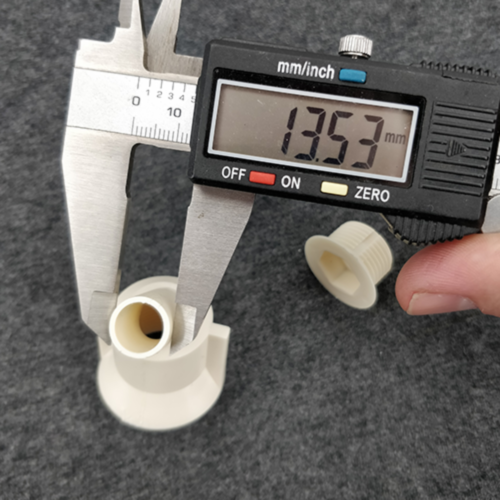 Drain Spout Bulkhead for Drip Trays