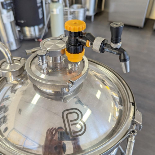 NukaTap® Mini Beer Faucet Assembly Kit | Flow Control Ball Lock Quick Disconnect (QD) | Duotight Adapter | Self Closing Spring